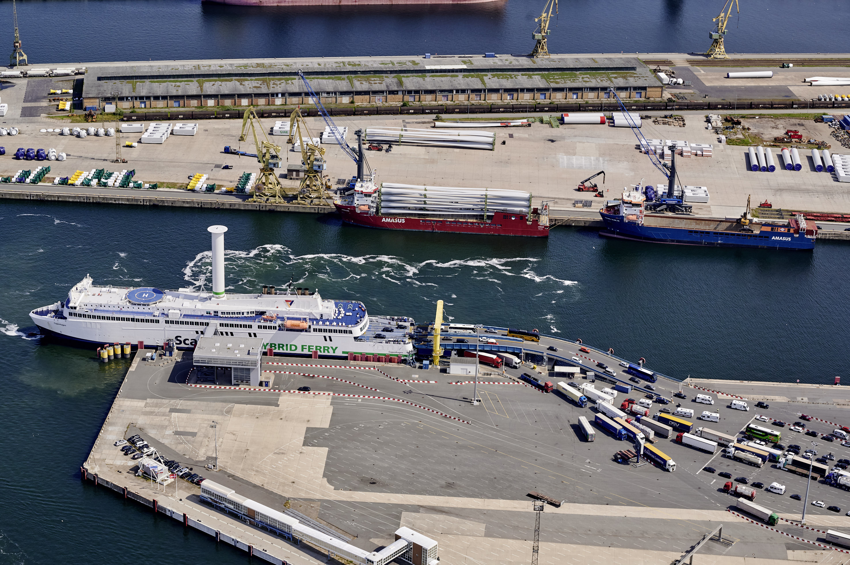 Scandlines stellt sich den Herausforderungen der Zeit – mit ehrgeizigen Zielen für Emissionsfreiheit Scandlines stellt sich den Herausforderungen der Zeit – mit ehrgeizigen Zielen für Emissionsfreiheit